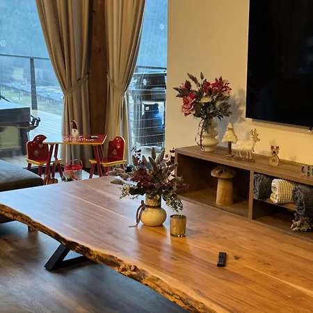 Шале Mountain Валча